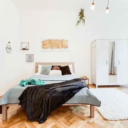 Apartman Spacious Cozy 2bds In Center - Stp4 *