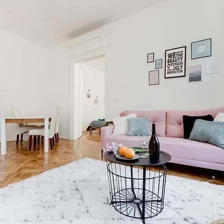 Apartment Spacious Cozy 2bds In Center - Stp4 Prague