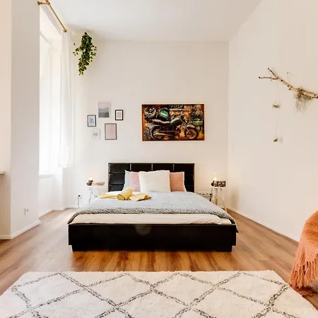 Spacious Cozy 2bds In Center - Stp4 Apartment *