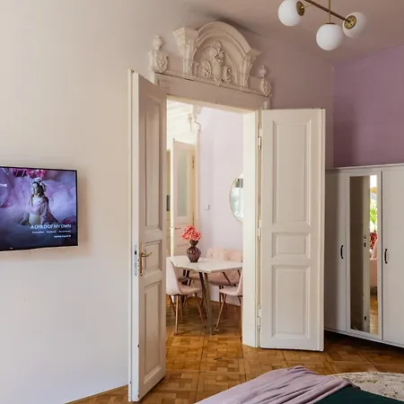 Spacious Cozy 2bds In Center - Stp4 Praha