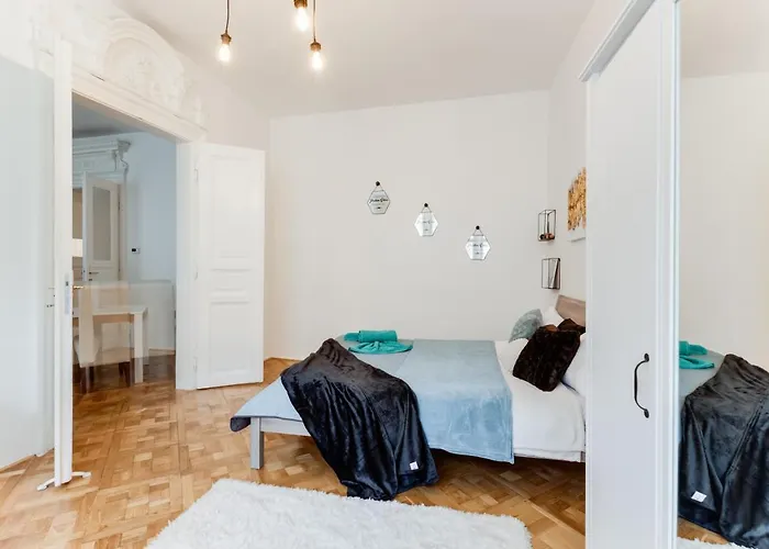 Spacious Cozy 2bds In Center - Stp4 Apartament Praga