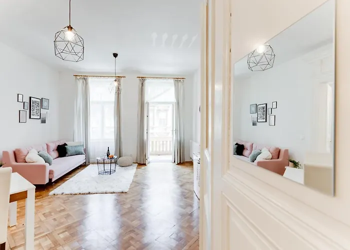 Spacious Cozy 2bds In Center - Stp4 * Praga
