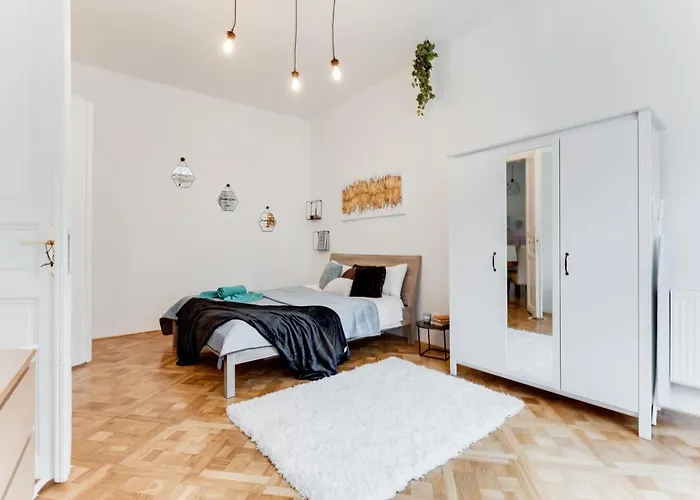 Spacious Cozy 2bds In Center - Stp4 * Praga