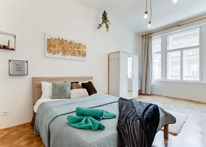 Spacious Cozy 2bds In Center - Stp4 Apartmán *
